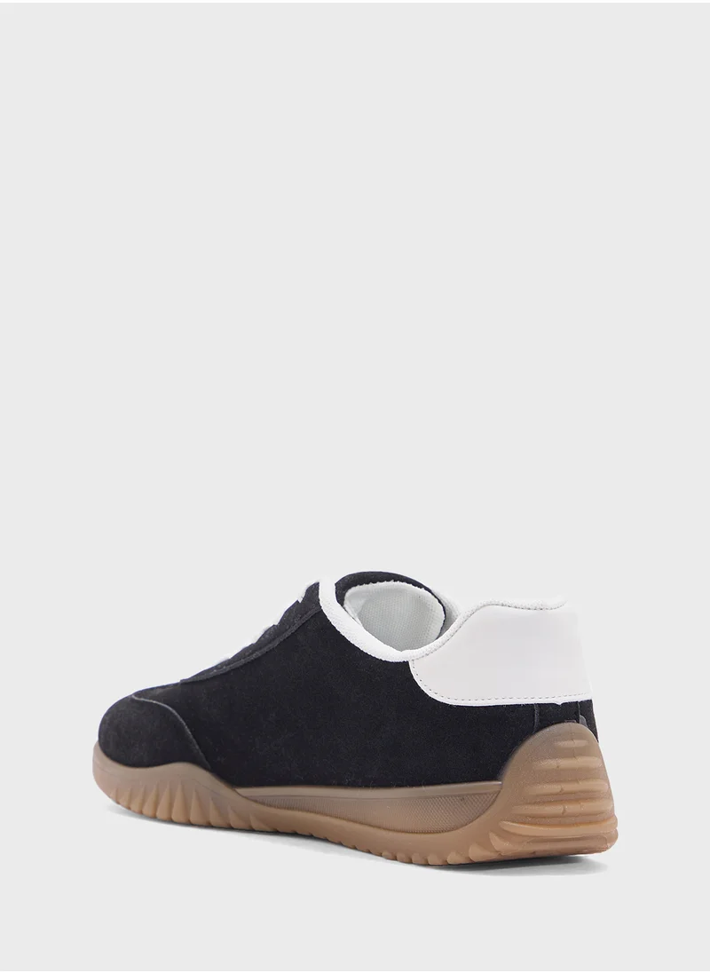 Andarina Ladies Stripe Sneaker