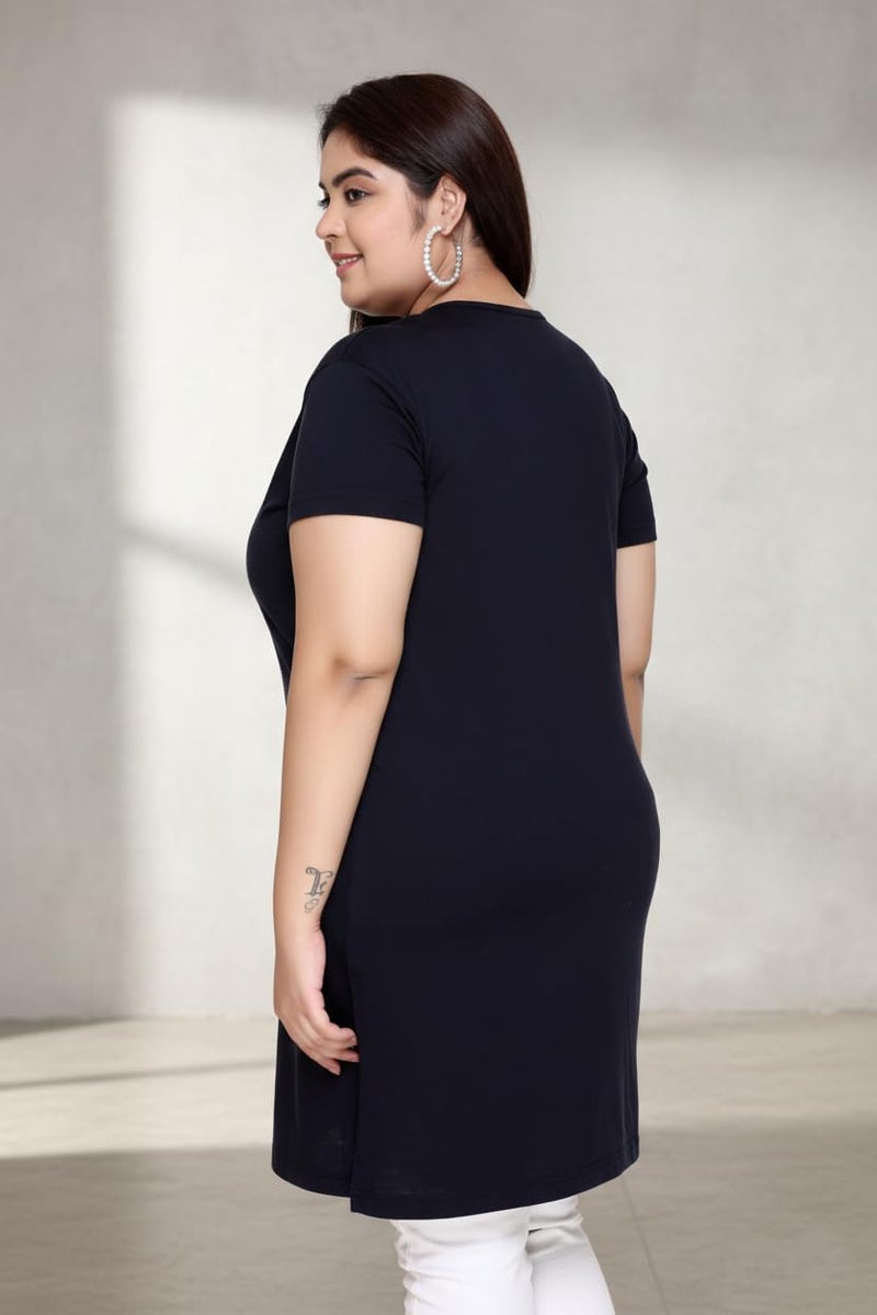 In Love Women Cotton Regular Fit Plus Size Long-Line Chest Print T-Shirt With Pocket, Dark Blue - Image 5