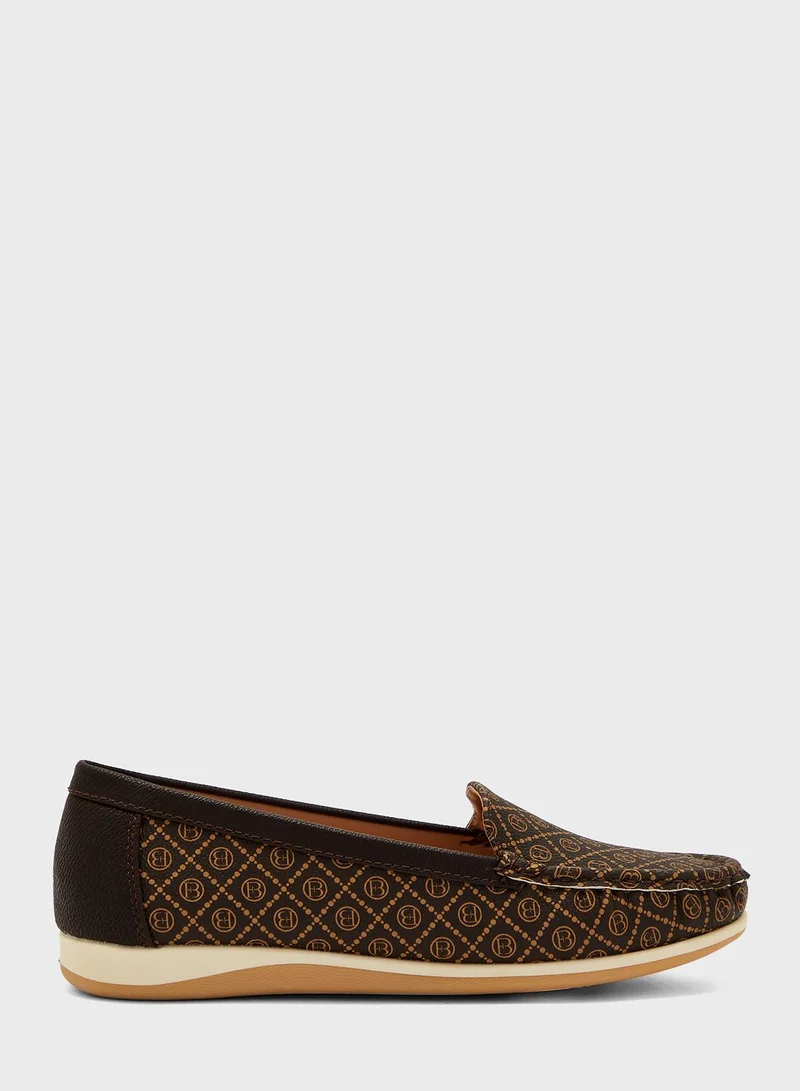 shoexpress Essential Flat Moccasins