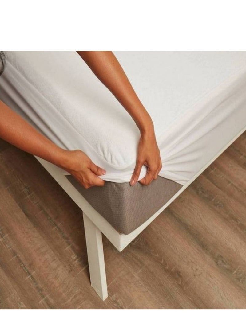 Banotex Cotton mattress protector in multiple sizes with 2 cotton pillowcase protectors - Image 2