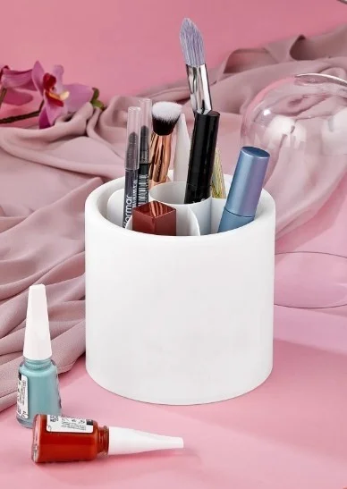 ELITE HOME Compartmented Makeup Organizer with Transparent Cover
