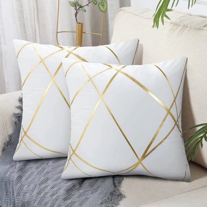 2 PACK VELVET CUSHION COVERS 18 X 18 INCH GILDED THROW PILLOW COVERS DECORATIVE VELVET SOFA CUSHIONS GOLD LINES GEOMETRY PATTERN WHITE SQUARE DECORATIVE SOFT HOME FOR SOFA LIVING ROOM