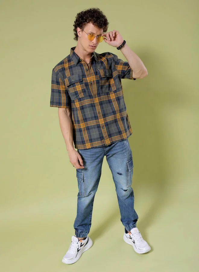شركة المرآب الهندية Men Boxy Fit Checkered Half Sleeves Cuban Collar Double Flap Pocket Street Wear Over Shirt