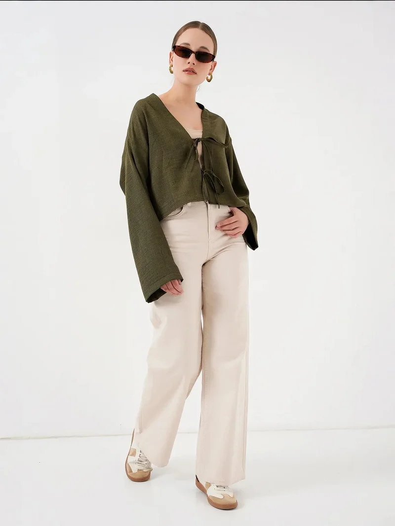 بيغ دارت بلوزة كيمونو نسائية بأكمام طويلة وياقة على شكل  من مزيج الفيسكوز مع تفاصيل ربط