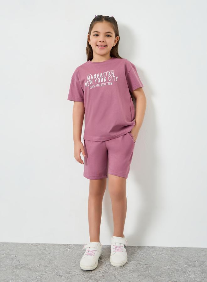 Styli Girls Text Print Oversized T-Shirt and Shorts Set - Image 2