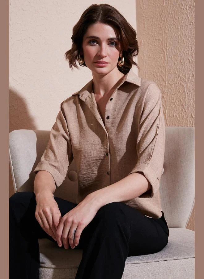 ليلا قميص نسائي ليلى بأكمام ترافكار قصيرة من الأمام وطويلة من الخلف