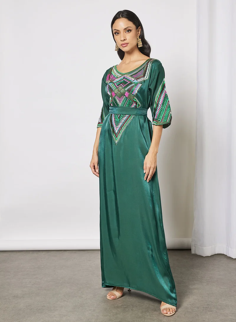 Hayat Jalabiya With Colored Abstract Embroidery With Thin Belt