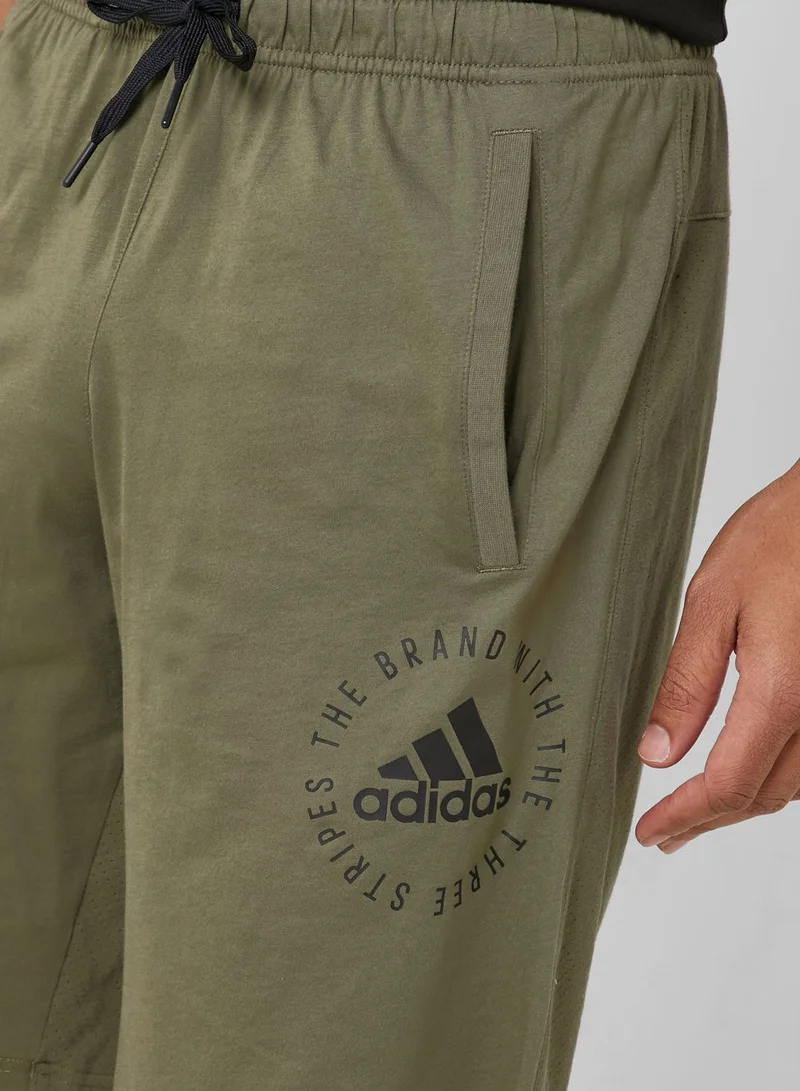 adidas شورت بخصر مطاطي