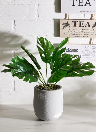 Artificial Flowers With Pote