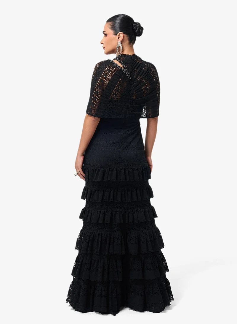 ثريدز باي اجوني فستان ماكسي مكشكش بتفاصيل دانتيل مقصوص