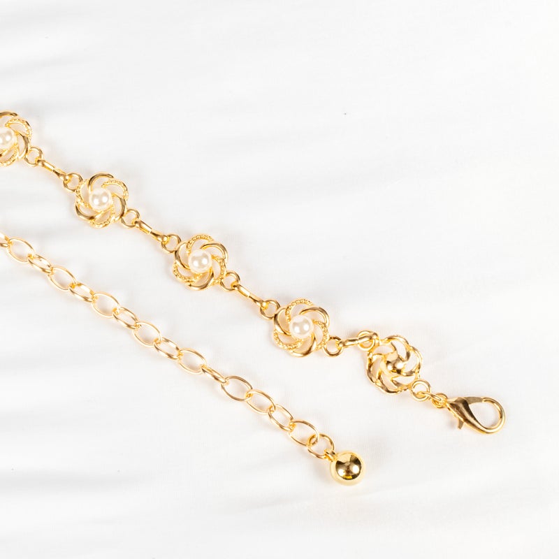 ذا بلاك بيرل اكسسوريز حزام معدن حريمي ذهبي مرصع باللولي - Image 2