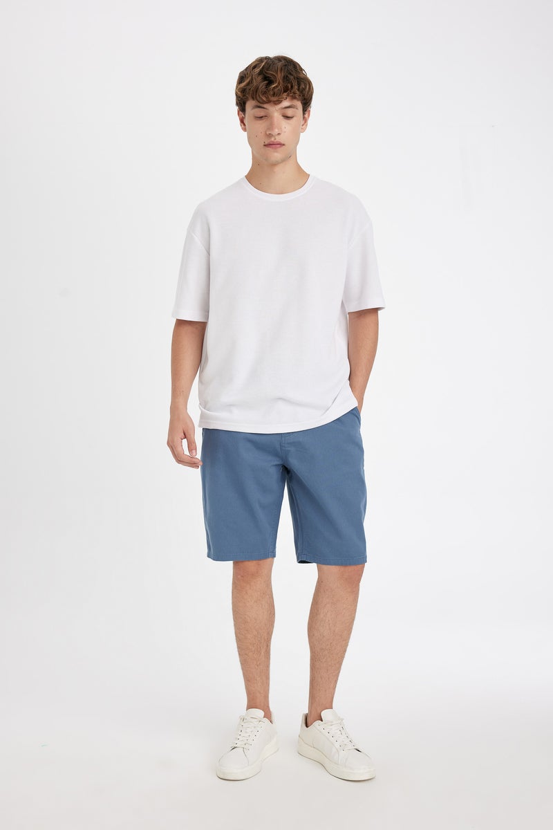 DeFacto Man Regular Fit Gabardine Regular Hem Bermuda - Image 3