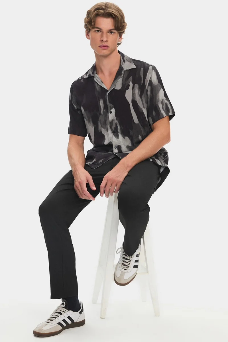 JUNE Exclusive Men's Short Sleeve Regular Shirt