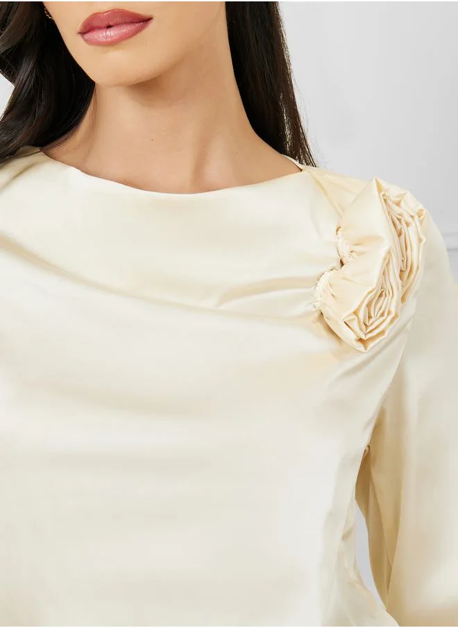 ستايلي Floral Applique Boat Neck Blouse