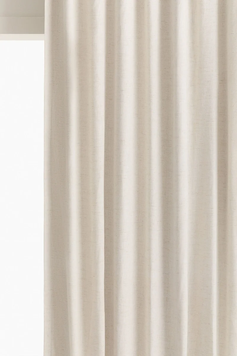 H&M 1-pack wide blackout lyocell-blend curtain