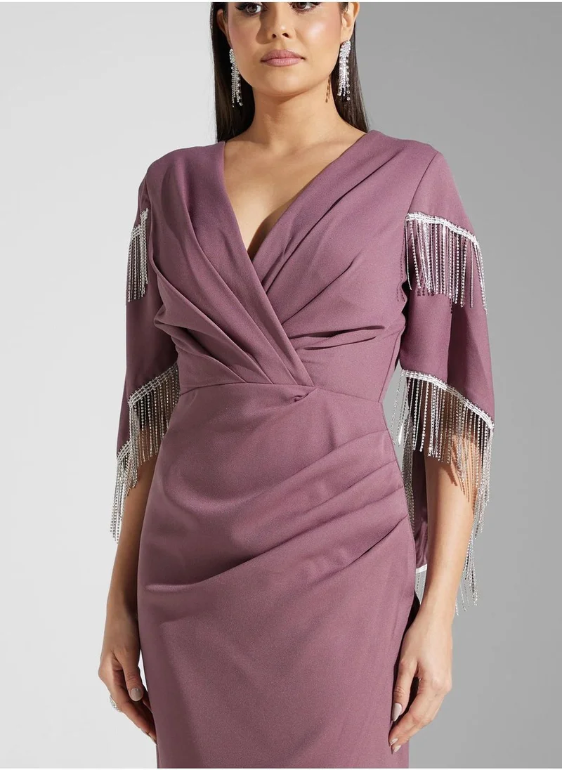 اكاديا فاشن Surplice Neck Fringe Sleeve Dress