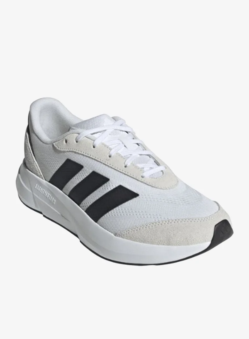 اديداس أحذية رياضية رجالية لايت شيفت إم بيضاء