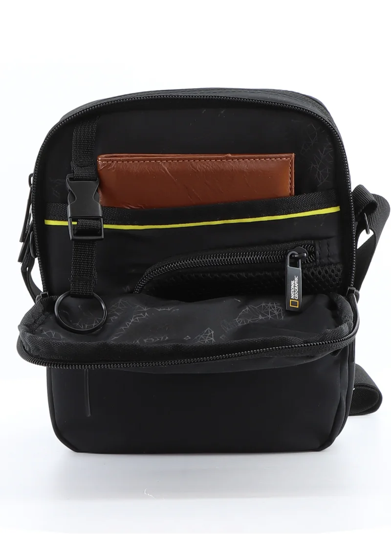 NATIONAL GEOGRAPHIC National Geographic Mutation Utility Bag Black, Compact Travel Bag for Men and Women, Shoulder Bag, Portable Organizer, Sustainable Material and Eco Friendly
