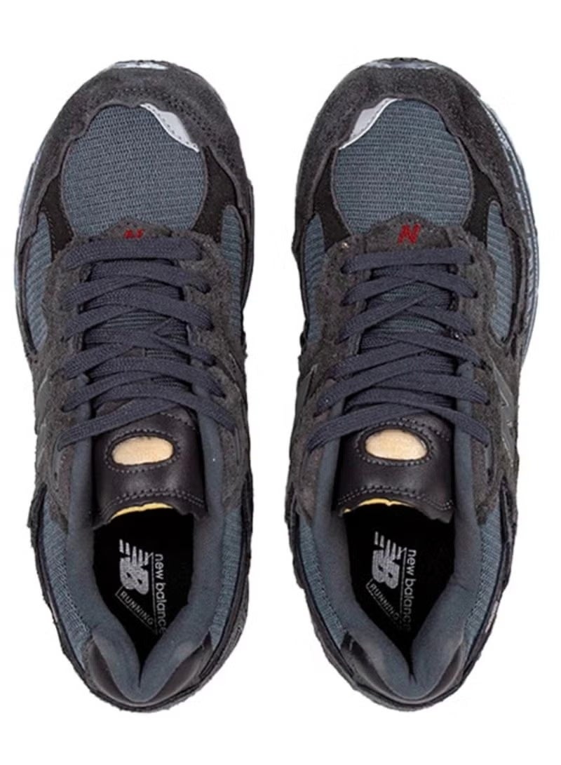 نيو بالانس حذاء نيو بالانس 2002R للجنسين – فانتوم أسود | أنيق بكعب من الجلد السويدي وشبك للاستخدام الكاجوال - Image 5