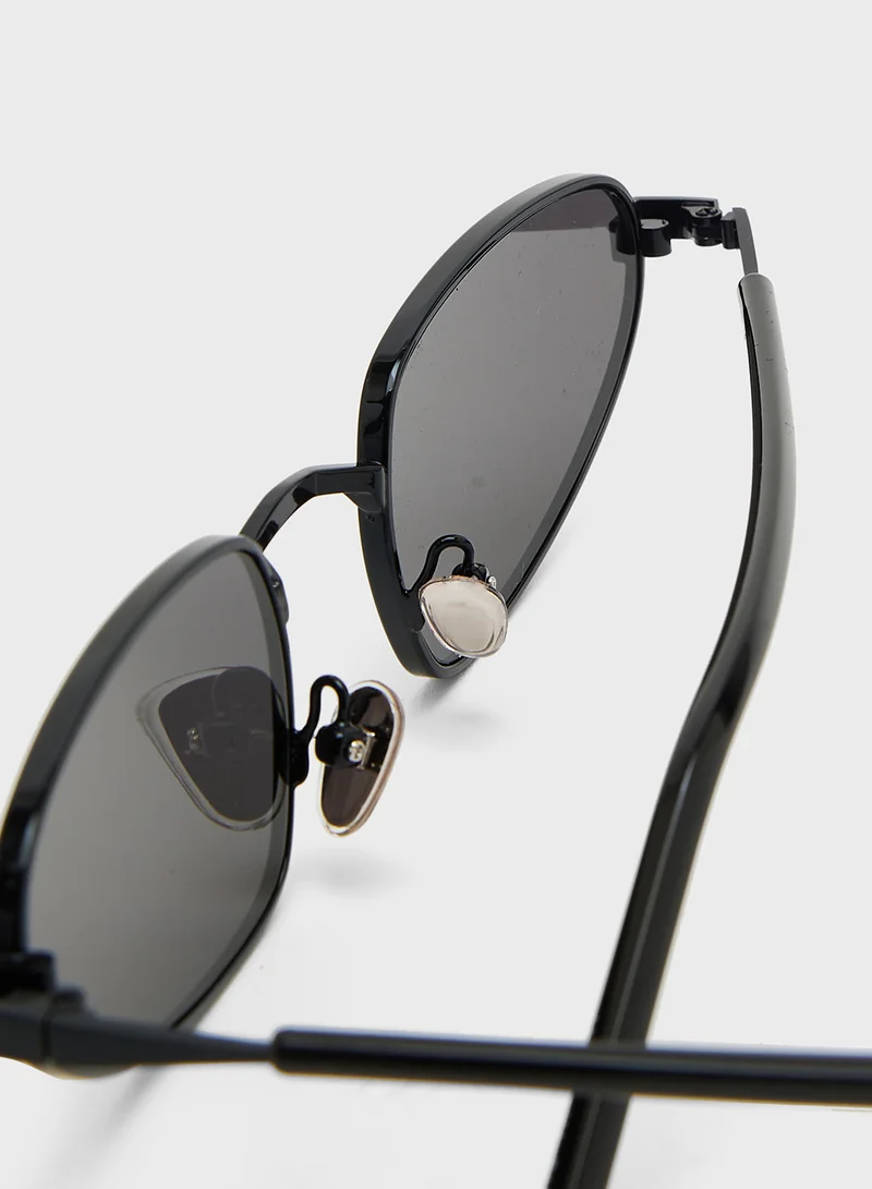 Seventy Five Casual Aviator Sunglasses
