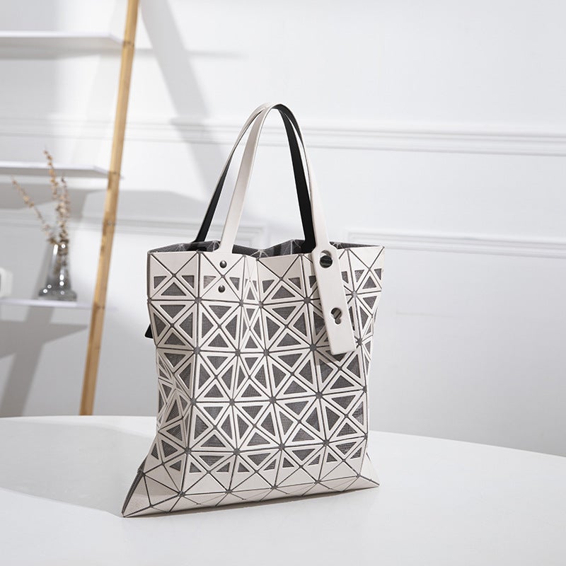 2025 Fashion Casual Women'S Bag Hollow Diamond Geometric Patchwork Bag Women'S Trendy Shoulder Handbag - Image 3