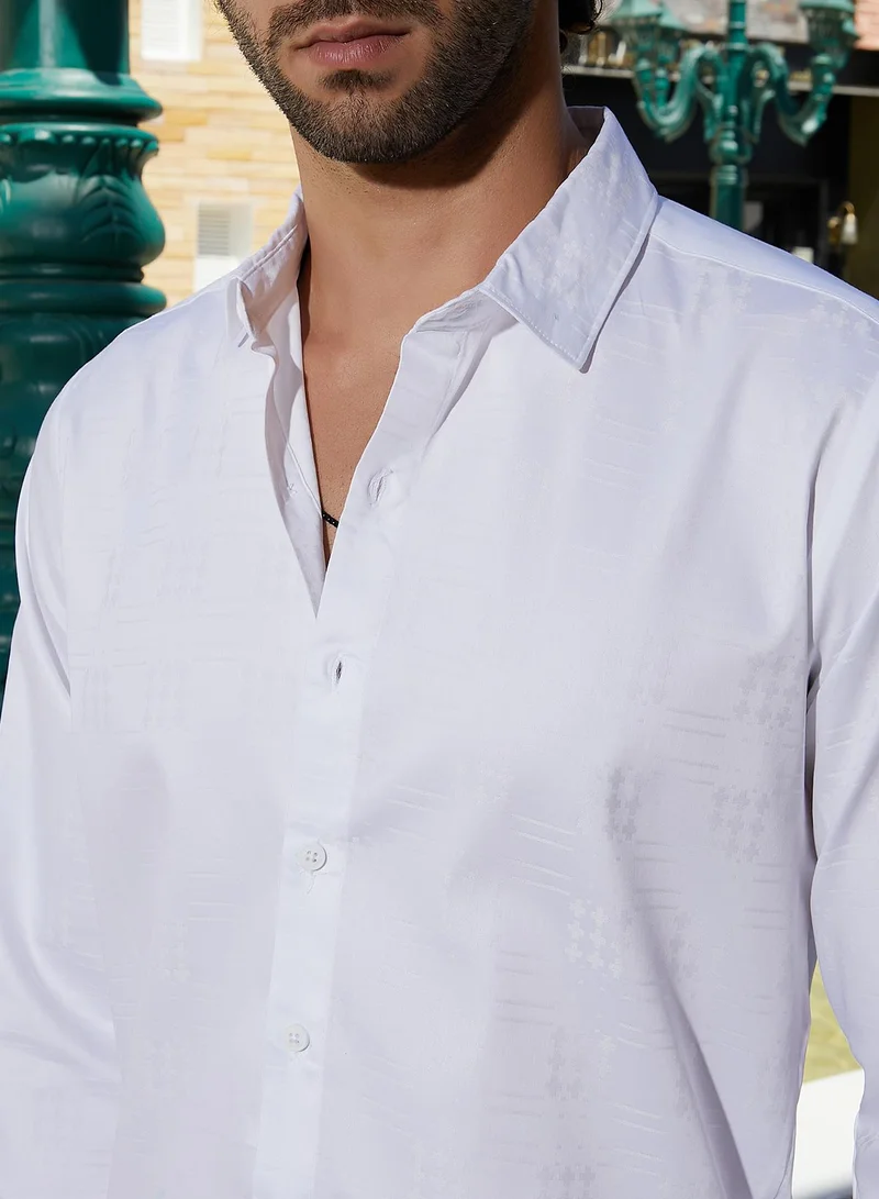 Campus Sutra Men's Daisy White Axis-Tactile shirt