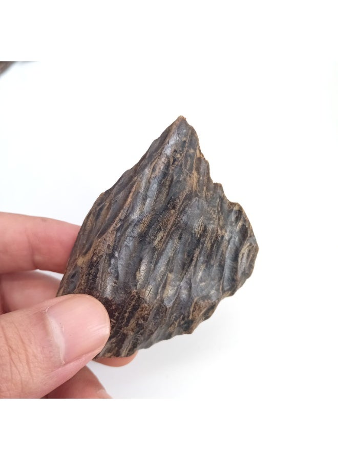 Akarm Akarim Kalimantan Oud (Enhanced) - 1/8 Kg (125g) with Velvet Box - Image 3