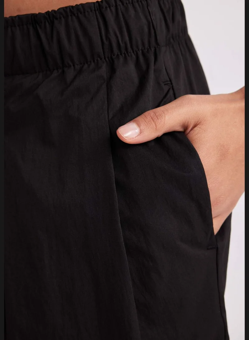 DeFacto Woman Oversize Fit Woven Trousers