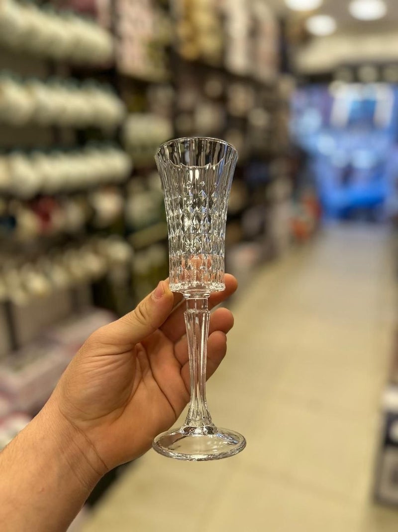 Exquisite Flute Design Glassware Set with Geometric Patterns - 6 Pieces - Image 1