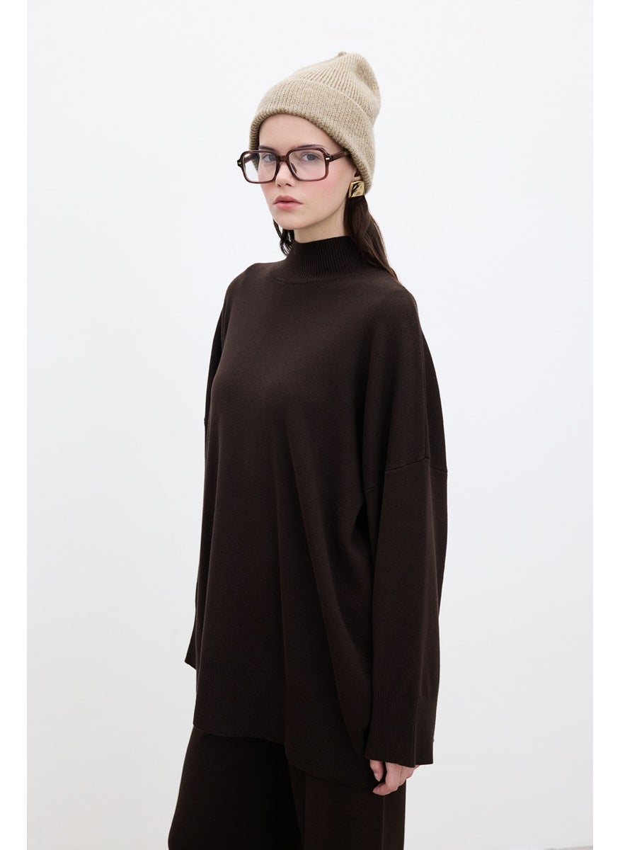 Oversized High Neck Sweater Brown - pzsku/ZF92E9C4B9A8D9CB9EE8FZ/45/_/1741264803/e46f1863-9c9c-4477-ba04-6c7f5982959a