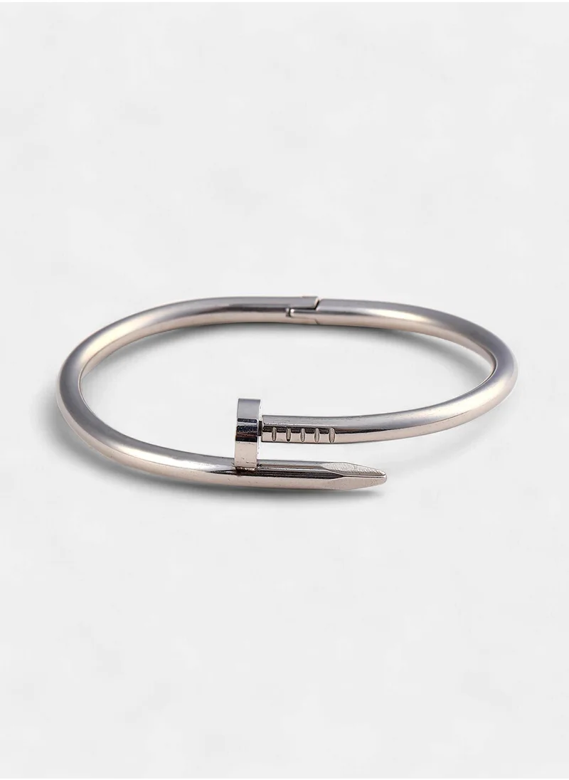 SOHI Contemporary Bangle-Style Bracelet
