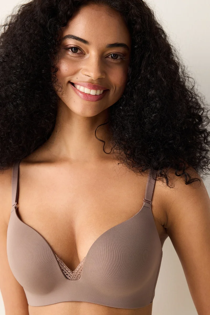 بنتي PENTI Eliza Push Up Plunge Wire-Free Bra