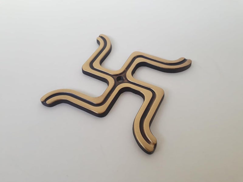 Palermo | Brass Swastik Hanging | Main Door Decoration | Gold | Vintage Theme | 90 x 90 mm | Indoor Use | Brass Craft for Home Entrance - Image 4