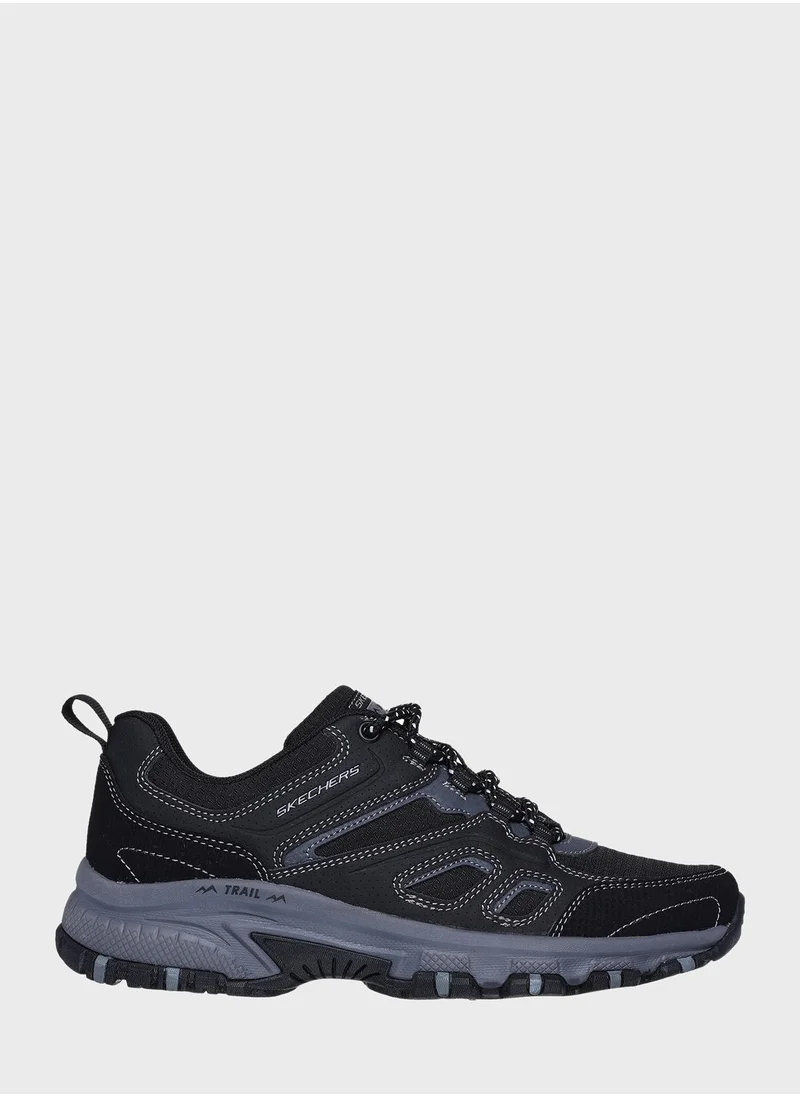 SKECHERS Hillcrest