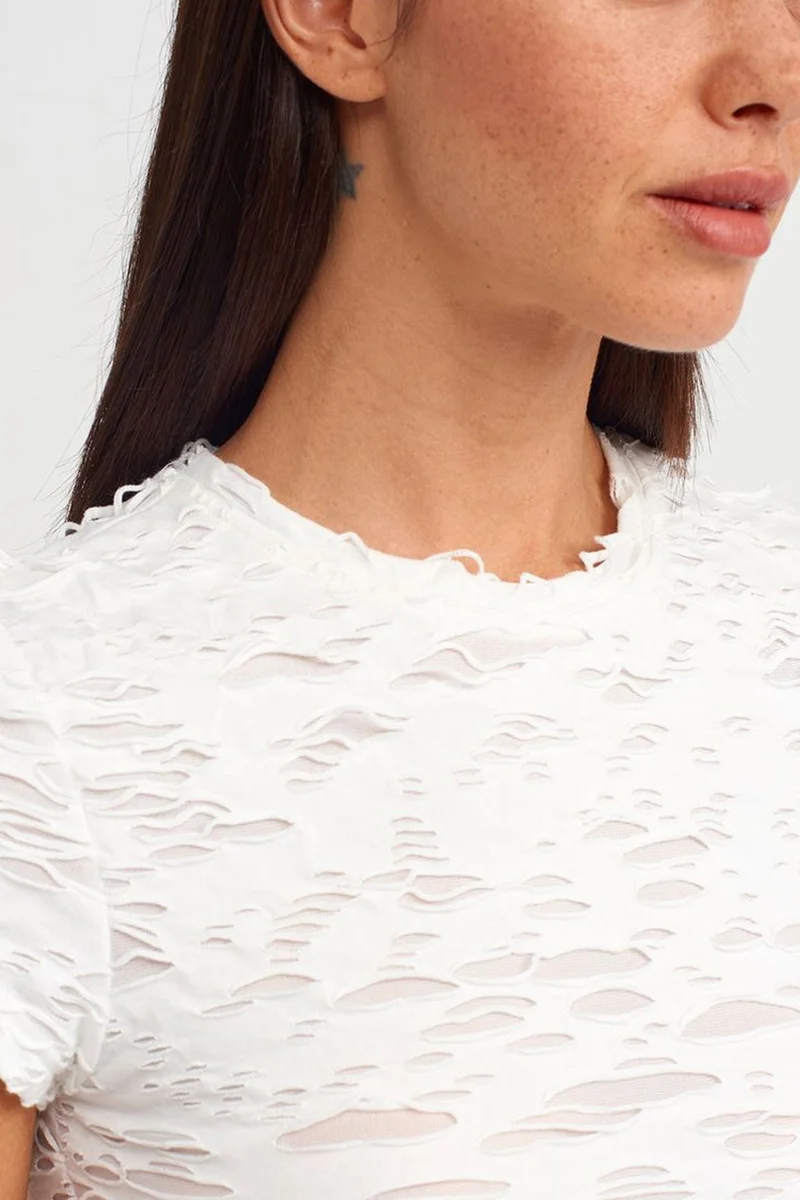 Dilvin White DILVIN Women's Textured Crop T-Shirt With Cut-Out Detail for Women | Best Price UAE