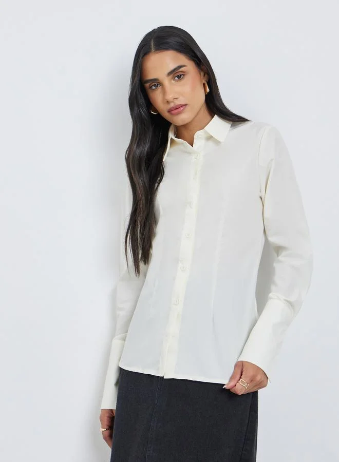 Styli Styli Solid Buttoned Spread Collar Shirt