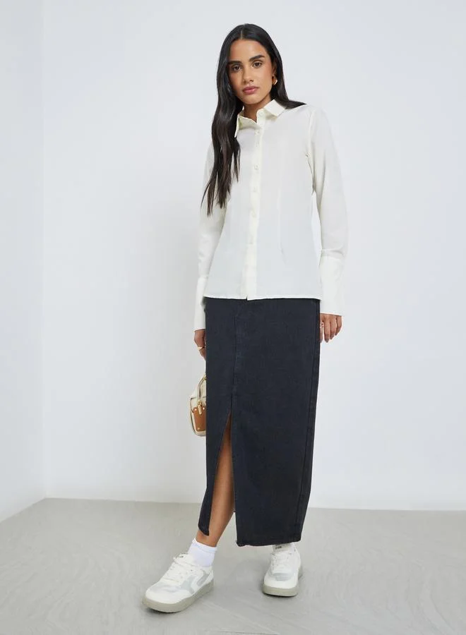 Styli Styli Solid Buttoned Spread Collar Shirt