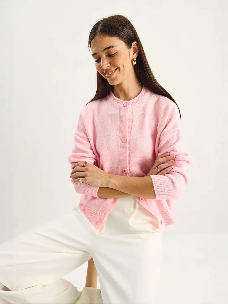 Bianco Lucci LUCCI Thick Ribbed Knit Cardigan with Button Closure