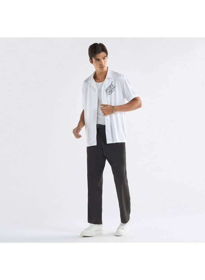 سبلاش فيڤ قميص بقصة عادية وأكمام قصيرة وياقة كامب وطبعات - Image 2