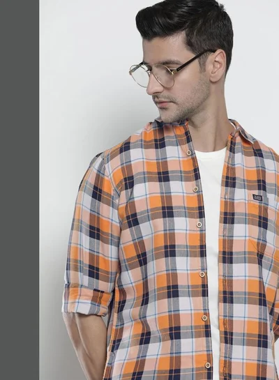 The Indian Garage Co Men Slim Fit Checkered Full Sleeves Spread Collar Casual Shirt