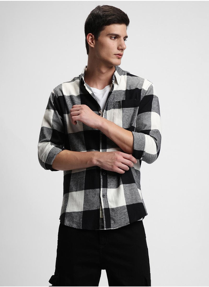 Dennis Lingo Slim Fit White 100% Cotton Checked Shirt for Men - Spread Collar, Full Sleeves, Casual  - Image 2