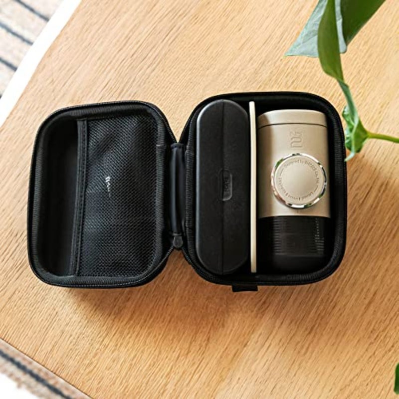 Minipresso NS2 Case for portable espresso makers, durable nylon fabric, black color, water-resistant and compact design - Image 4