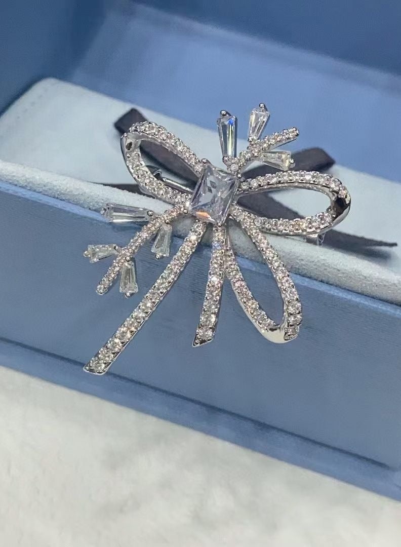HEFANG High End Personalized Ribbon Brooch  - Image 1