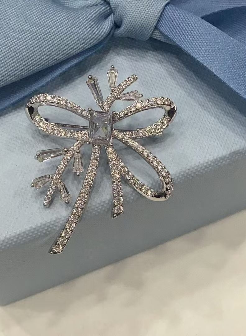 HEFANG High End Personalized Ribbon Brooch  - Image 2