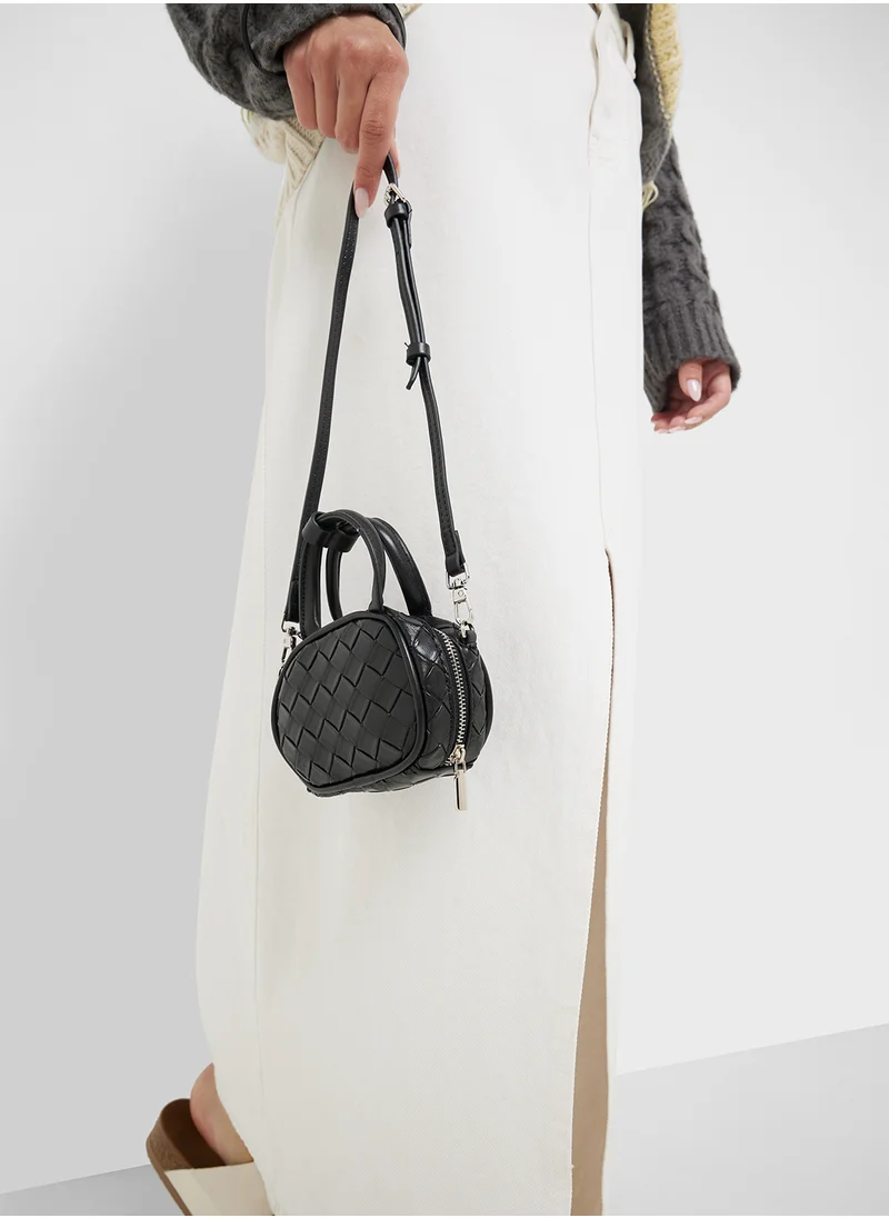 جينجر Woven Crossbody Bag