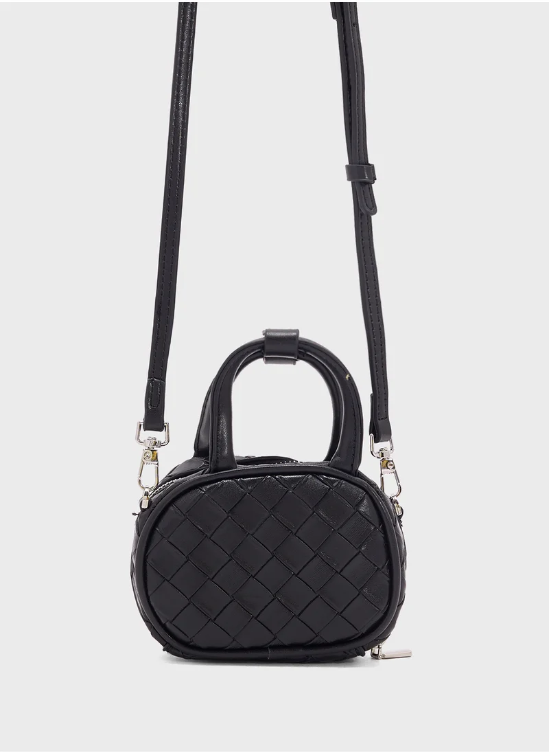 جينجر Woven Crossbody Bag