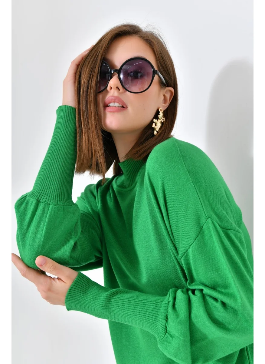 Garmi Women's Plain Basic Tunic Green
