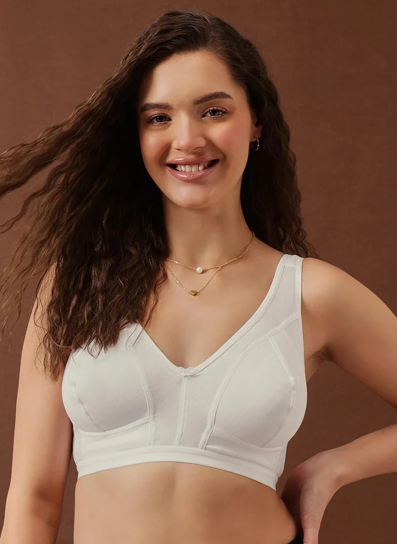 Clovia Clovia Non-Padded Non-Wired Full Figure Bra in White - Cotton