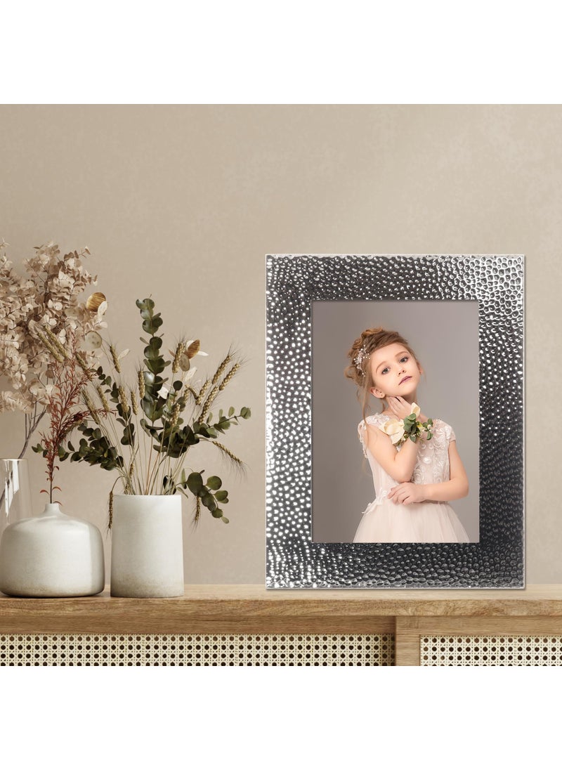 Lawrence Frames Lawrence Frames Hammered Polished Metal Picture Frame  5x7  Silver  - Image 3