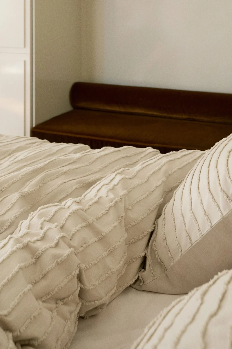 اتش اند ام طقم غطاء لحاف مزدوجكينغ مبطن